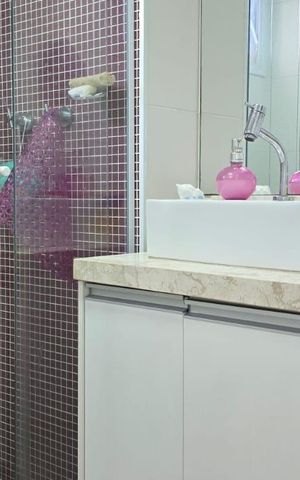 Apartamento à venda com 86m², 2 quartos e 2 vagas Apartamento à venda com 86m², 2 quartos e 2 vagasBanheiro da Suíte 2