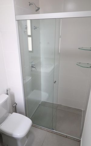 Apartamento para alugar com 116m², 3 quartos e 2 vagasBanheiro do Quarto 1