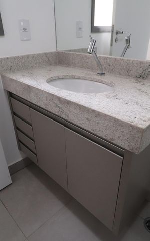 Apartamento para alugar com 116m², 3 quartos e 2 vagasBanheiro do Quarto 1