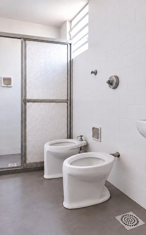 Apartamento para alugar com 44m², 1 quarto e sem vaga Apartamento para alugar com 44m², 1 quarto e sem vagaBanheiro social
