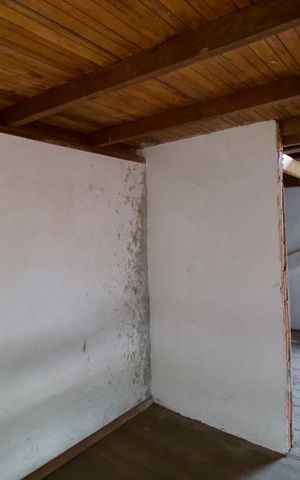Casa à venda com 225m², 4 quartos e 6 vagas Casa à venda com 225m², 4 quartos e 6 vagasSuperior
