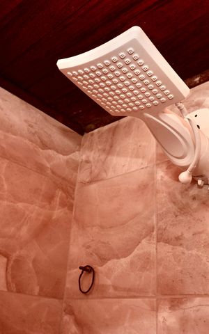 Casa de condomínio para alugar com 120m², 3 quartos e 1 vaga Casa de condomínio para alugar com 120m², 3 quartos e 1 vagaBanheiro