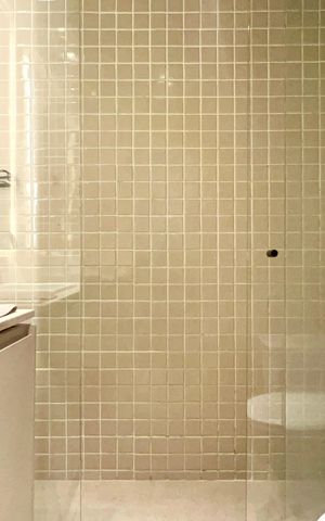 Studio para alugar com 29m², 1 quarto e 1 vaga Studio para alugar com 29m², 1 quarto e 1 vagaBanheiro