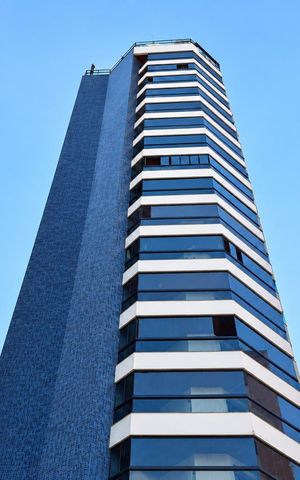 Apartamento à venda com 190m², 4 quartos e 4 vagas Apartamento à venda com 190m², 4 quartos e 4 vagasFachada