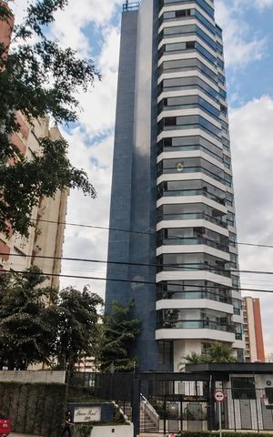 Apartamento à venda com 190m², 4 quartos e 4 vagas Apartamento à venda com 190m², 4 quartos e 4 vagasFachada