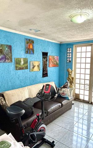 Casa à venda com 236m², 2 quartos e 2 vagasSala 2
