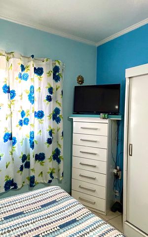 Casa à venda com 236m², 2 quartos e 2 vagasQuarto 1