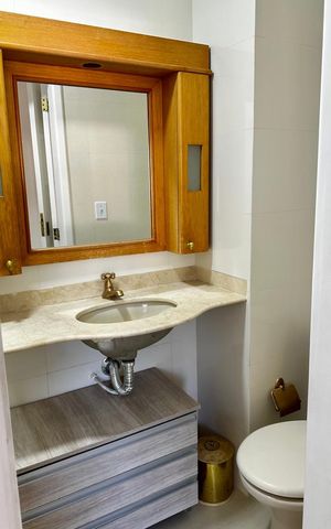 Apartamento à venda com 118m², 3 quartos e 1 vaga Apartamento à venda com 118m², 3 quartos e 1 vagaBanheiro
