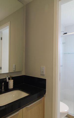 Apartamento à venda com 58m², 2 quartos e 1 vagaBanheiro Social