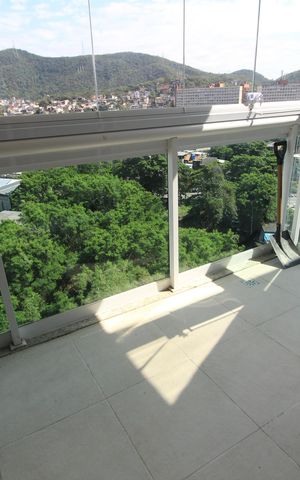Apartamento à venda com 58m², 2 quartos e 1 vagaSala - Varanda