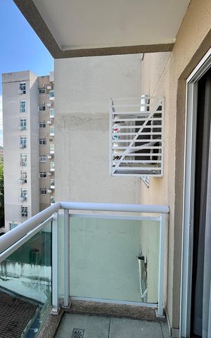 Apartamento à venda com 38m², 1 quarto e 1 vaga Apartamento à venda com 38m², 1 quarto e 1 vagaVaranda