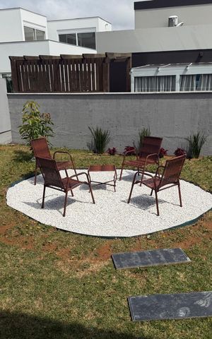 Casa de condomínio para alugar com 212m², 3 quartos e 4 vagas Casa de condomínio para alugar com 212m², 3 quartos e 4 vagasÁrea externa