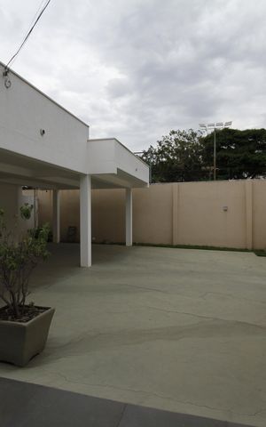 Casa para alugar com 817m², 5 quartos e 6 vagasGaragem