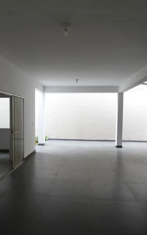 Casa para alugar com 817m², 5 quartos e 6 vagasVaranda