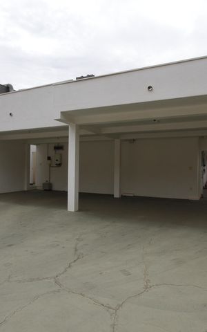 Casa para alugar com 817m², 5 quartos e 6 vagasGaragem