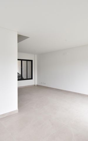 Casa de condomínio à venda com 136m², 3 quartos e 2 vagasSala/Cozinha