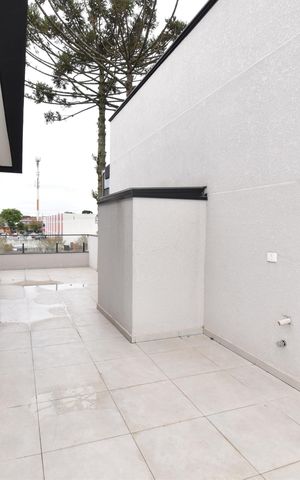 Casa de condomínio à venda com 136m², 3 quartos e 2 vagasCobertura