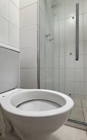 Apartamento à venda com 60m², 2 quartos e 1 vaga Apartamento à venda com 60m², 2 quartos e 1 vagaBanheiro Social