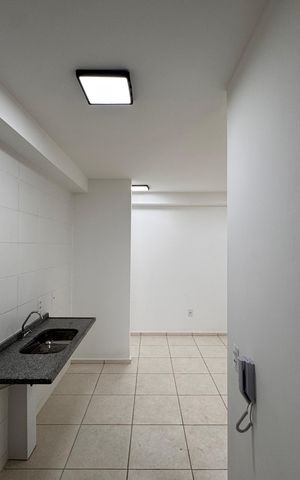 Apartamento à venda com 60m², 2 quartos e 1 vaga Apartamento à venda com 60m², 2 quartos e 1 vagaCozinha e Área de Serviço