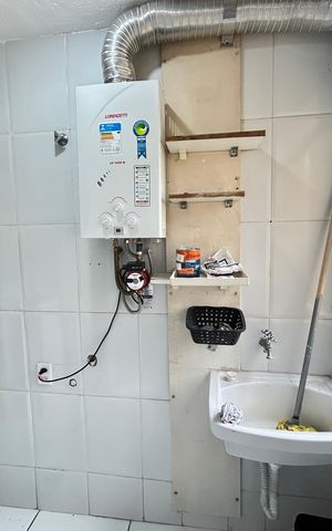 Apartamento à venda com 144m², 3 quartos e 1 vagaÁrea de Serviço