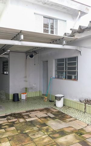 Casa para alugar com 224m², 3 quartos e 5 vagasQuintal