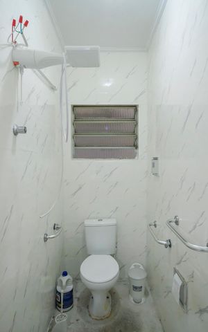 Casa para alugar com 224m², 3 quartos e 5 vagasBanheiro 2