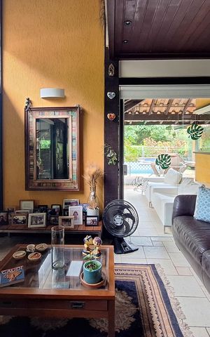 Casa de condomínio à venda com 160m², 3 quartos e 3 vagas Casa de condomínio à venda com 160m², 3 quartos e 3 vagasSala