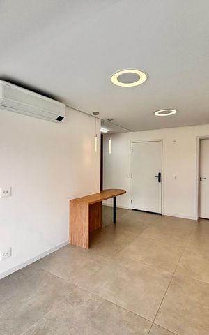 Apartamento à venda com 90m², 2 quartos e 2 vagas Apartamento à venda com 90m², 2 quartos e 2 vagasSala