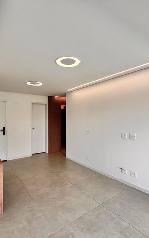 Apartamento à venda com 90m², 2 quartos e 2 vagas Apartamento à venda com 90m², 2 quartos e 2 vagasSala