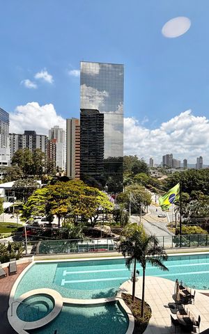 Apartamento à venda com 90m², 2 quartos e 2 vagas Apartamento à venda com 90m², 2 quartos e 2 vagasVista da Sacada