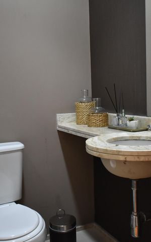 Apartamento para alugar com 130m², 3 quartos e 2 vagasLavabo