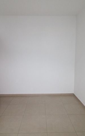 Casa de condomínio para alugar com 84m², 2 quartos e 2 vagasSuíte
