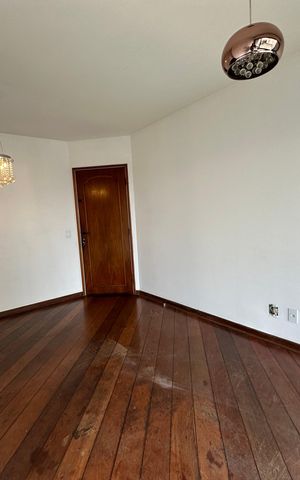 Apartamento à venda com 90m², 3 quartos e 1 vagaSala