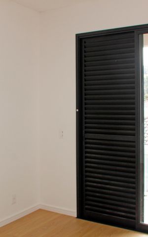 Casa de condomínio para alugar com 140m², 3 quartos e 2 vagasSuíte 3