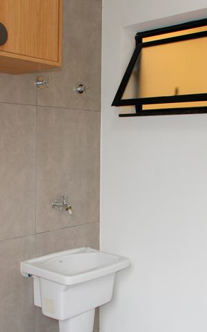 Casa de condomínio para alugar com 140m², 3 quartos e 2 vagasÁrea de Serviço
