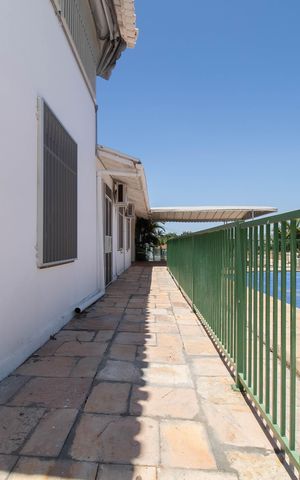 Casa para alugar com 760m², 6 quartos e 3 vagasCorredor