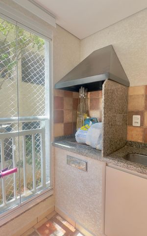 Apartamento à venda com 56m², 2 quartos e 1 vaga Apartamento à venda com 56m², 2 quartos e 1 vagaVaranda