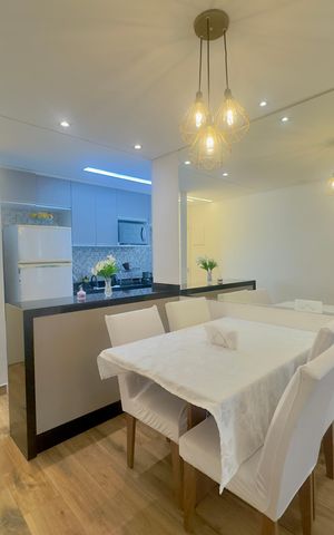 Apartamento à venda com 56m², 2 quartos e 1 vaga Apartamento à venda com 56m², 2 quartos e 1 vagaSala de Jantar