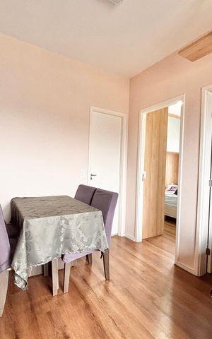 Apartamento à venda com 47m², 2 quartos e 1 vaga Apartamento à venda com 47m², 2 quartos e 1 vagaSala de Jantar