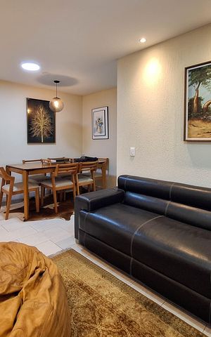 Apartamento à venda com 70m², 2 quartos e 1 vaga Apartamento à venda com 70m², 2 quartos e 1 vagaSala
