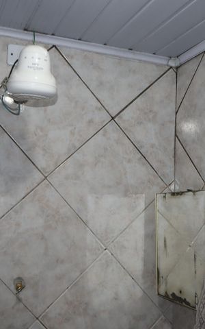 Casa à venda com 155m², 3 quartos e 2 vagasBanheiro 1