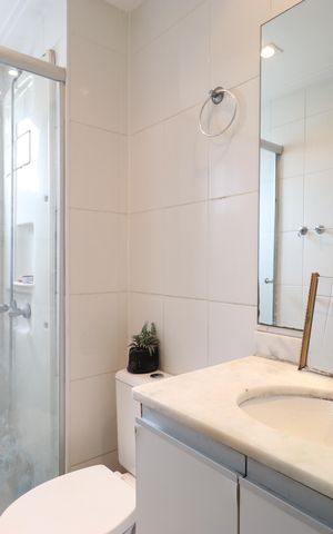 Apartamento à venda com 61m², 2 quartos e 1 vagaBanheiro Social