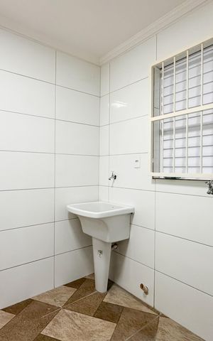 Casa para alugar com 62m², 3 quartos e 2 vagas