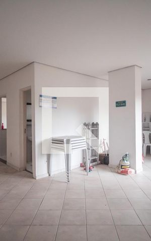 Apartamento para alugar com 52m², 2 quartos e 1 vaga Apartamento para alugar com 52m², 2 quartos e 1 vagaÁrea comum - Salão de Festas