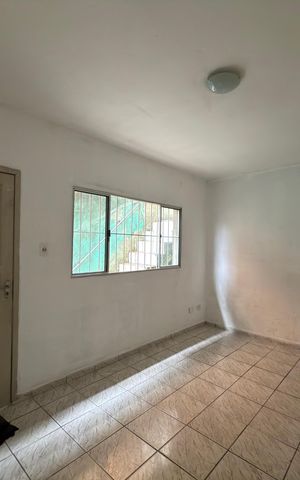 Casa para alugar com 50m², 1 quarto e sem vagaSala