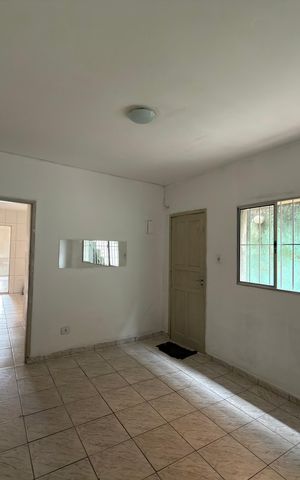 Casa para alugar com 50m², 1 quarto e sem vagaSala