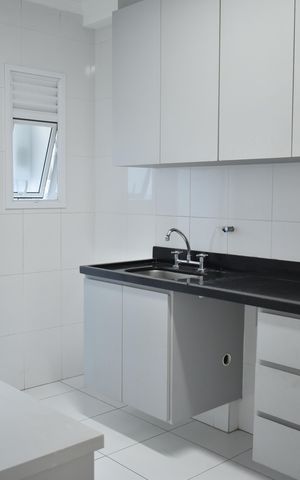 Apartamento à venda com 70m², 2 quartos e 2 vagasCozinha