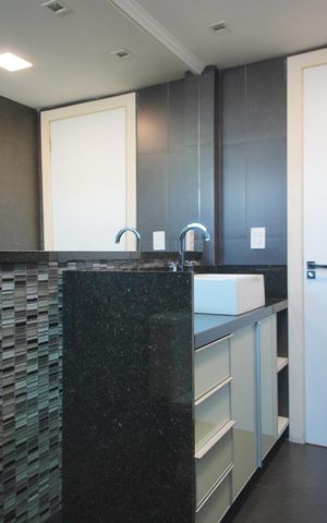 Apartamento para alugar com 146m², 3 quartos e 2 vagasBanheiro Corredor