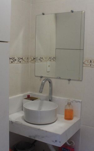 Casa à venda com 150m², 3 quartos e 2 vagasBanheiro 1
