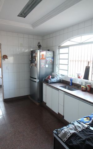 Casa à venda com 270m², 3 quartos e 4 vagasCozinha